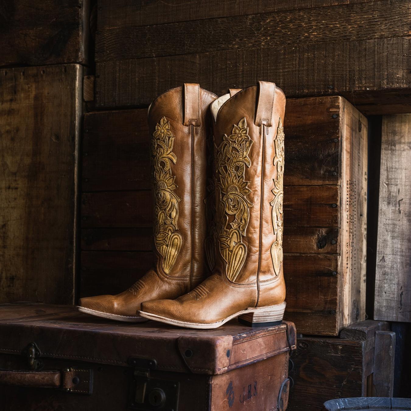 Women Western Stetson Jules Hand Tooled Leather Boot Brown