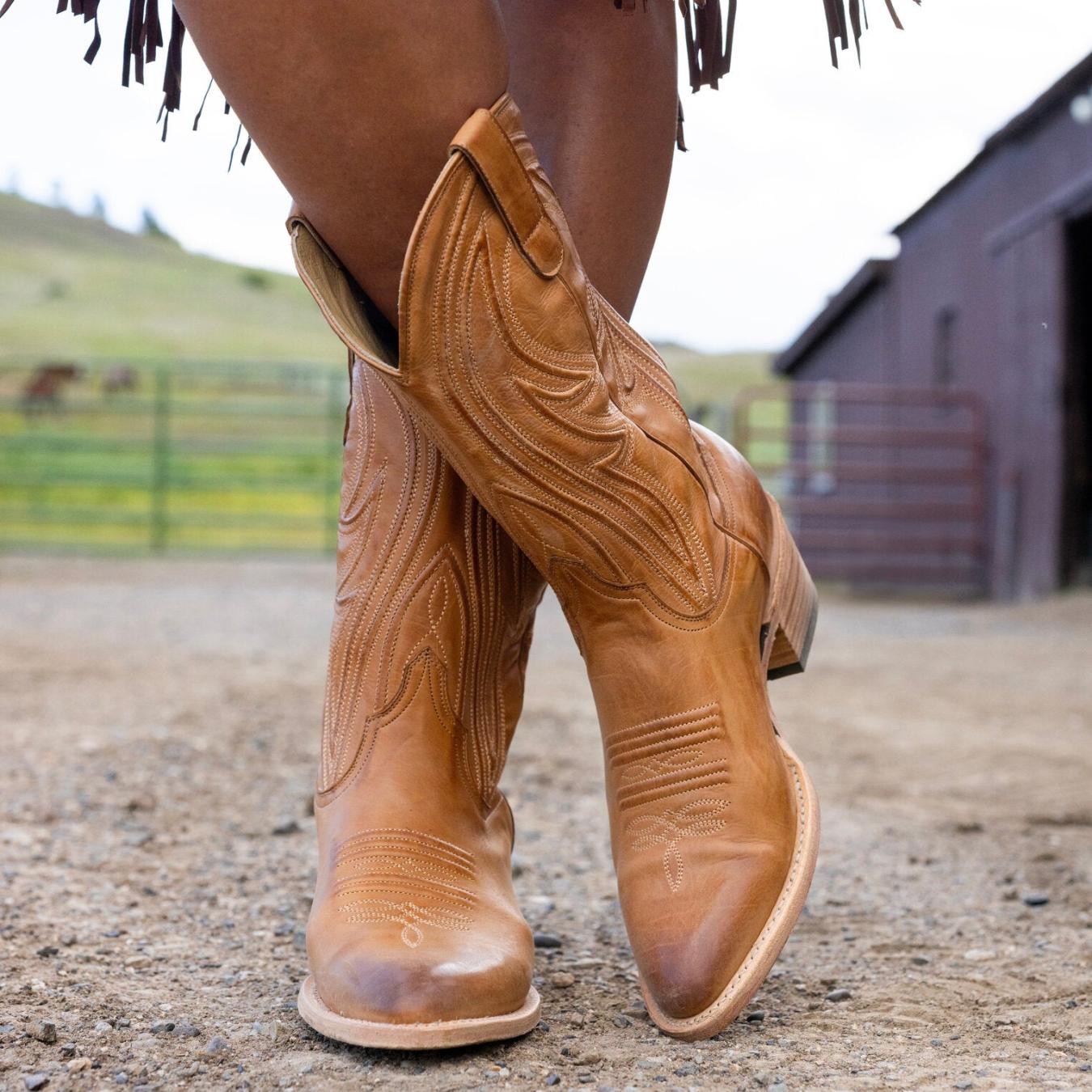 Women Western Stetson Nora Boots Tan
